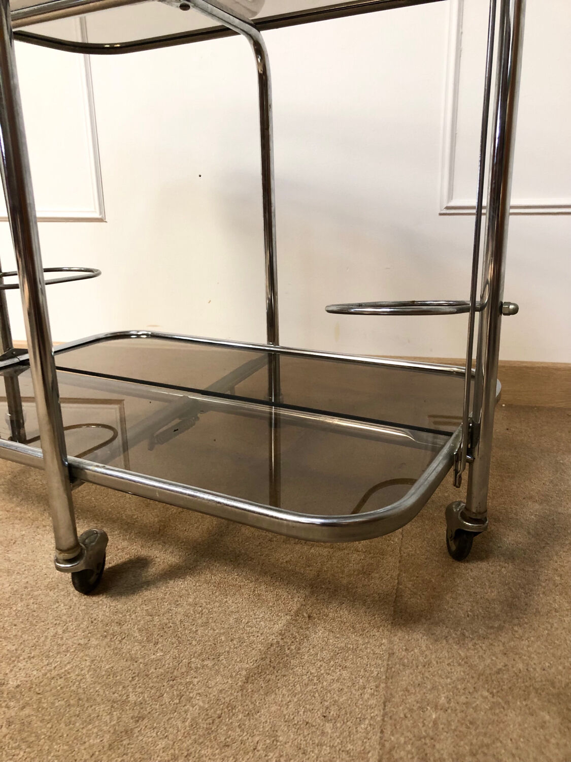 Folding dessert smoked glass