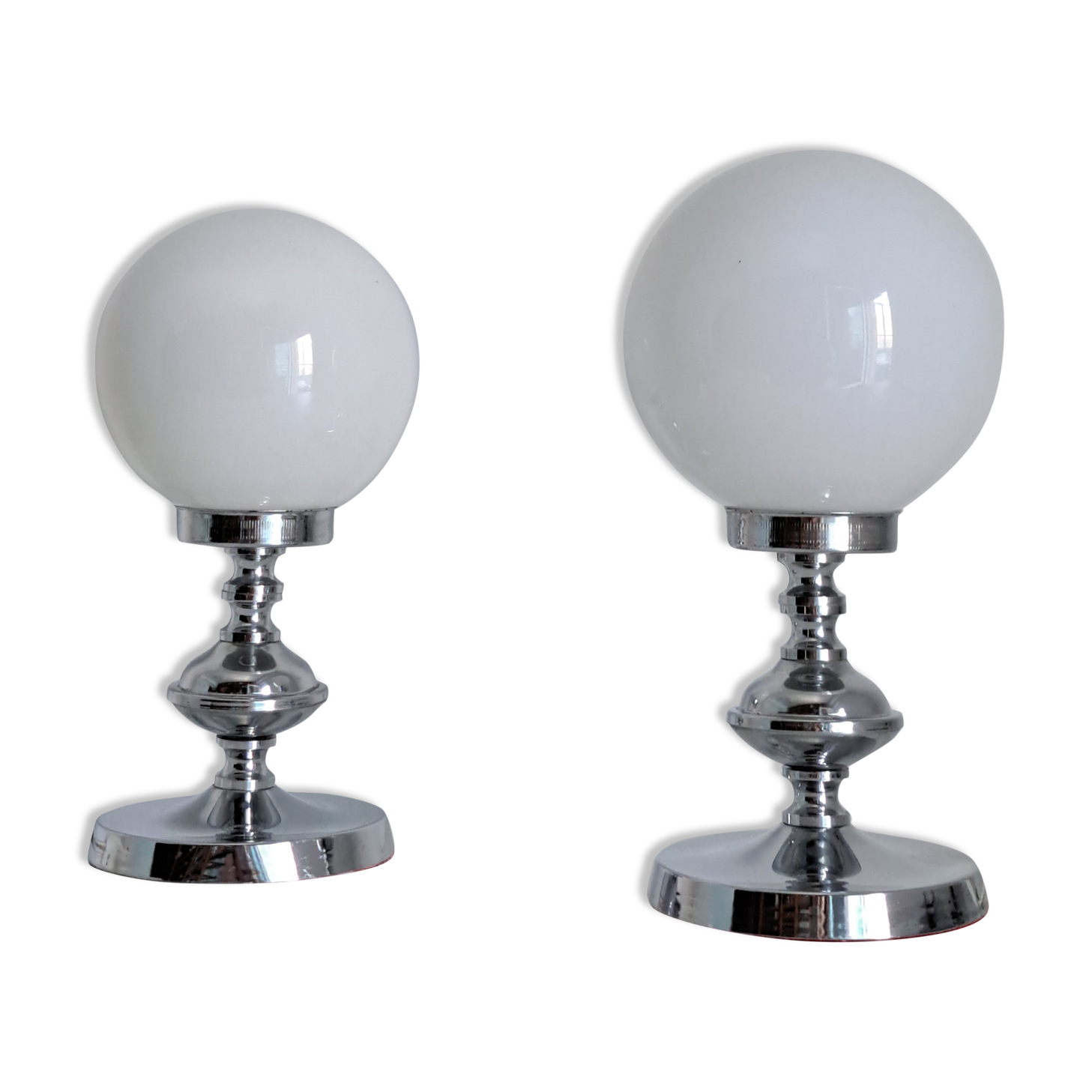 Pair of classic bedside lamps