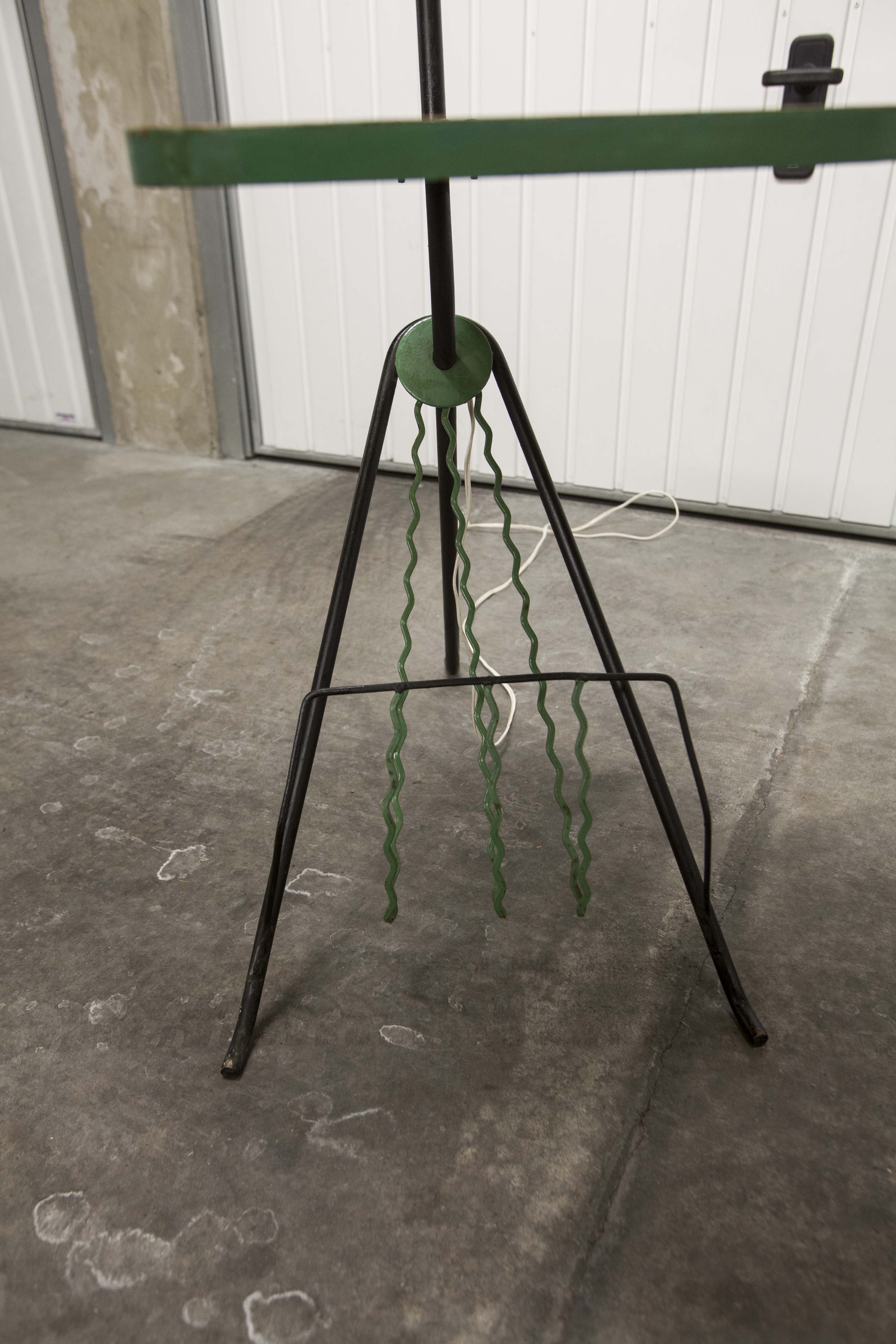 Floor lamp tripod Tablet door magazine 50 s