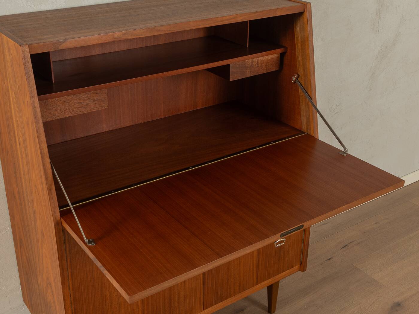 1960s Bureau