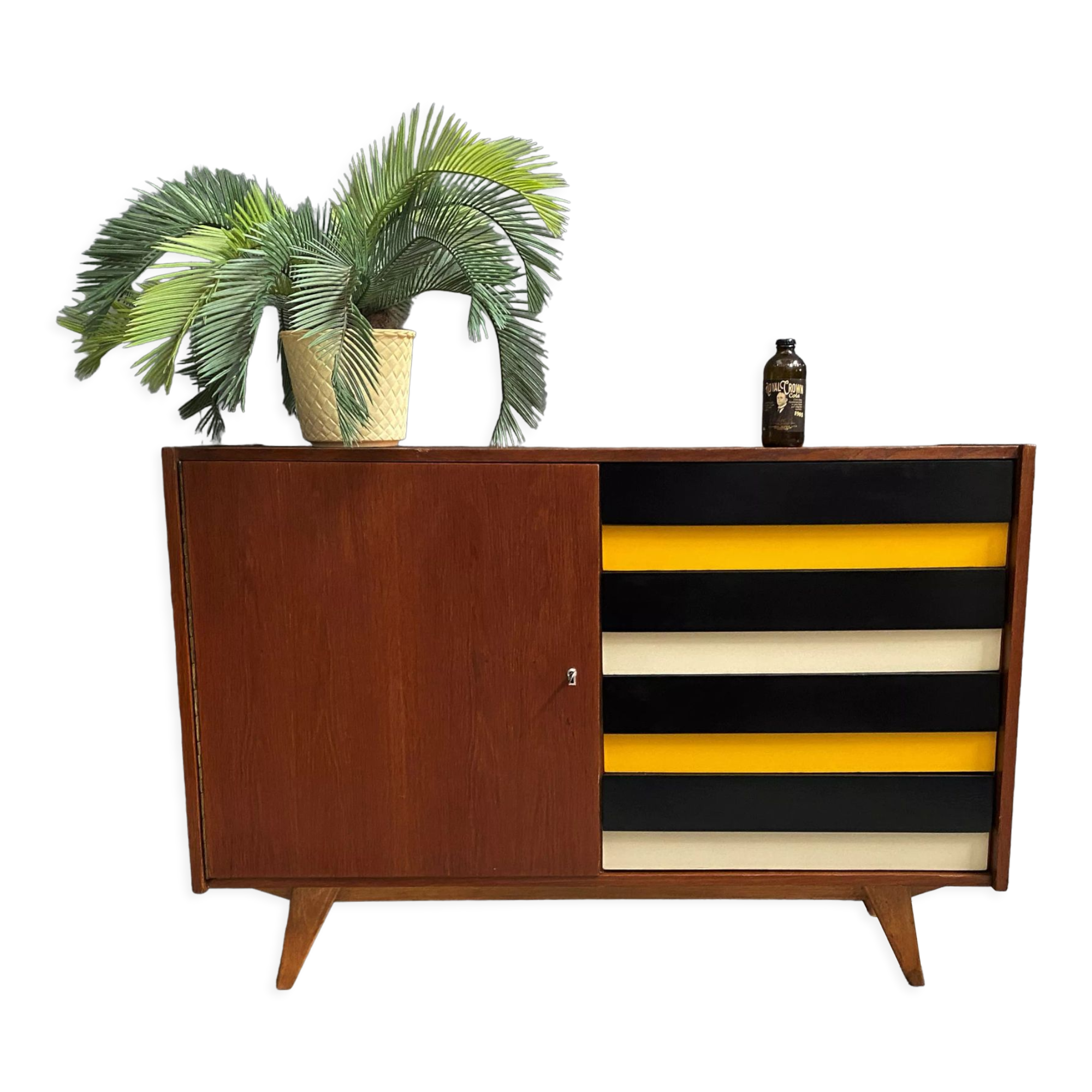 Jiri Jiroutek Yellow sideboard model U458 by Interier Praha 1960s