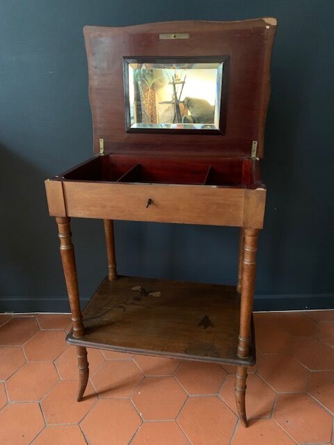 Workers' table Art Nouveau marquetry