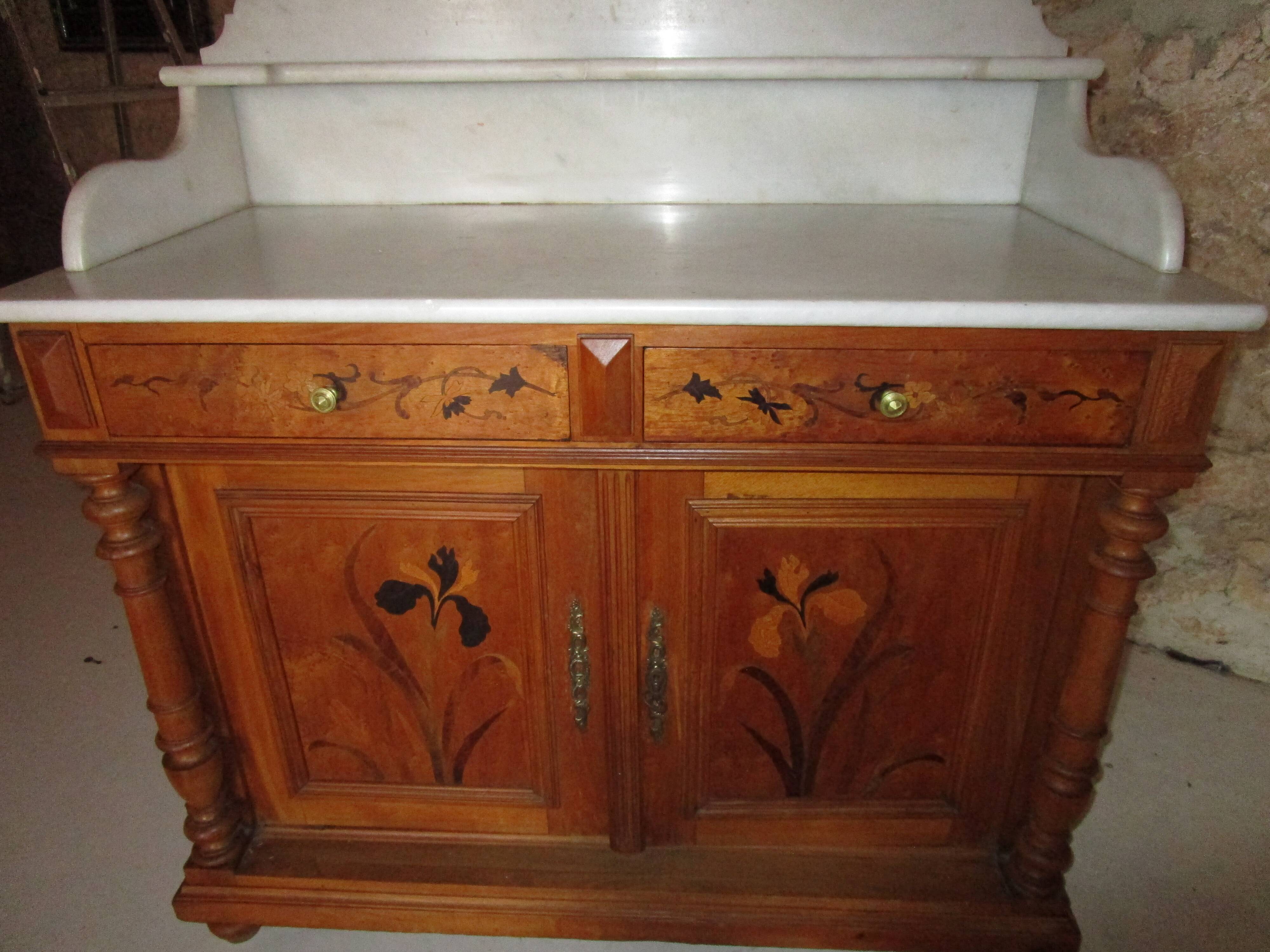 Meuble de salle de bain Art Nouveau