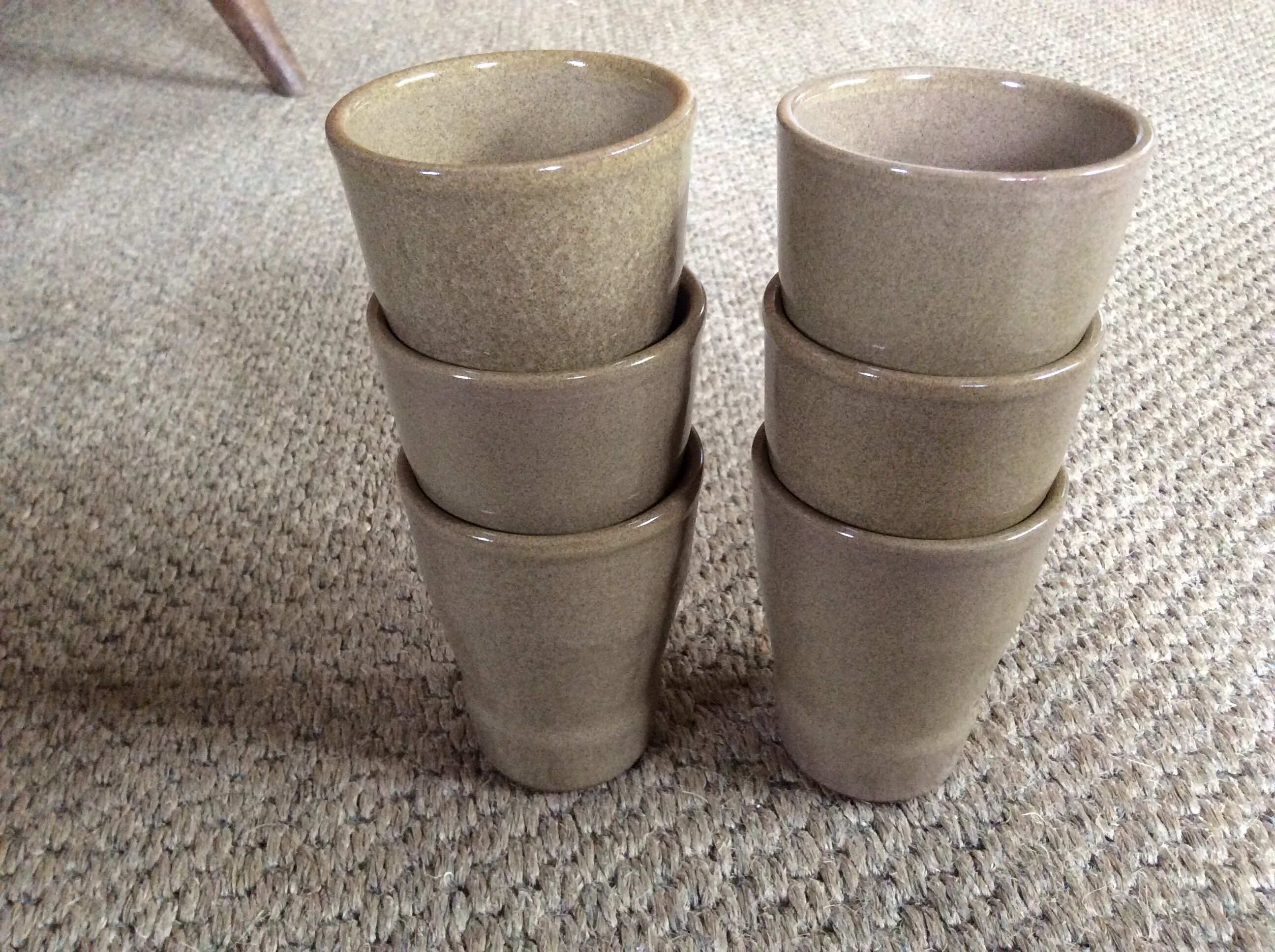 Series of 6 cups