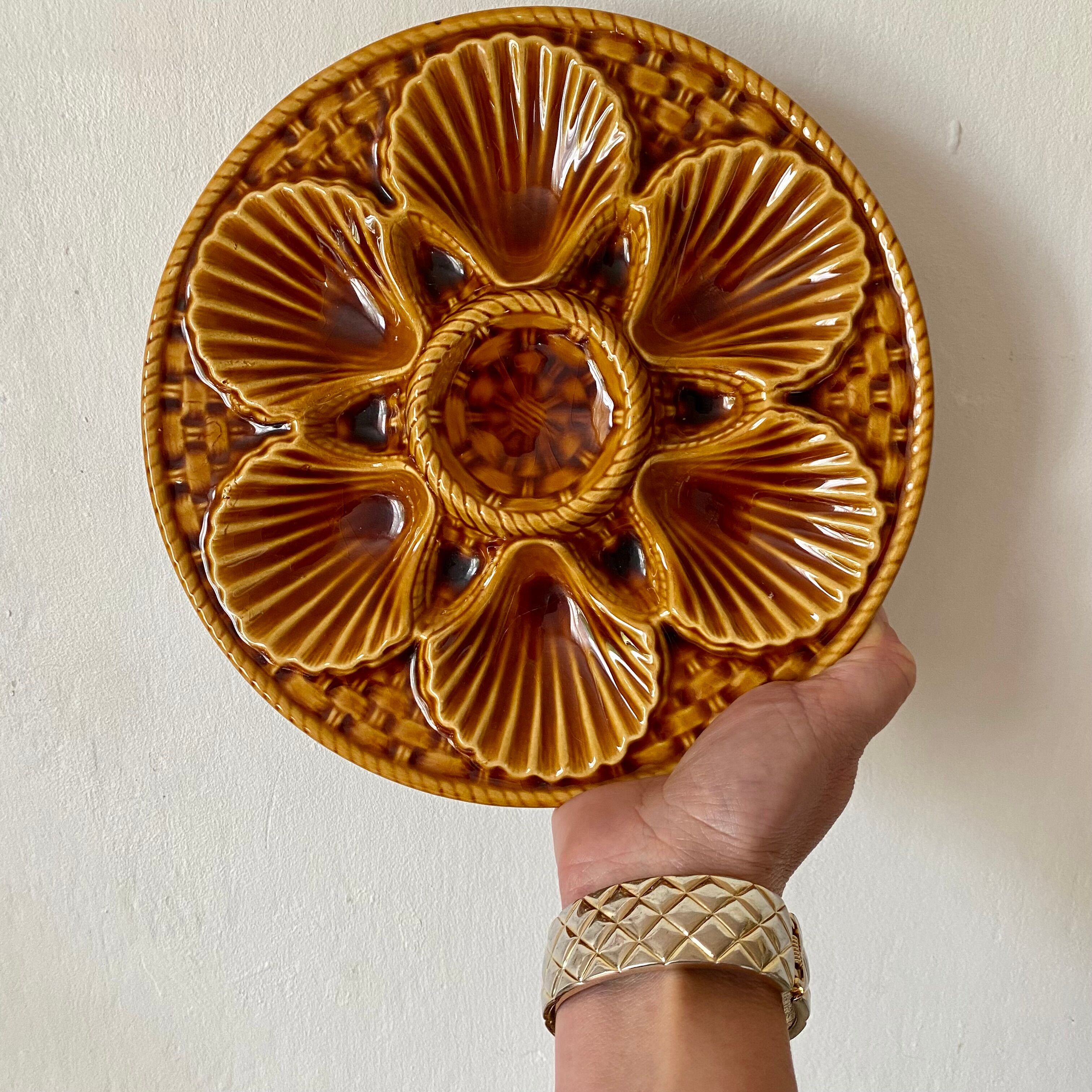 Longchamp oyster plates