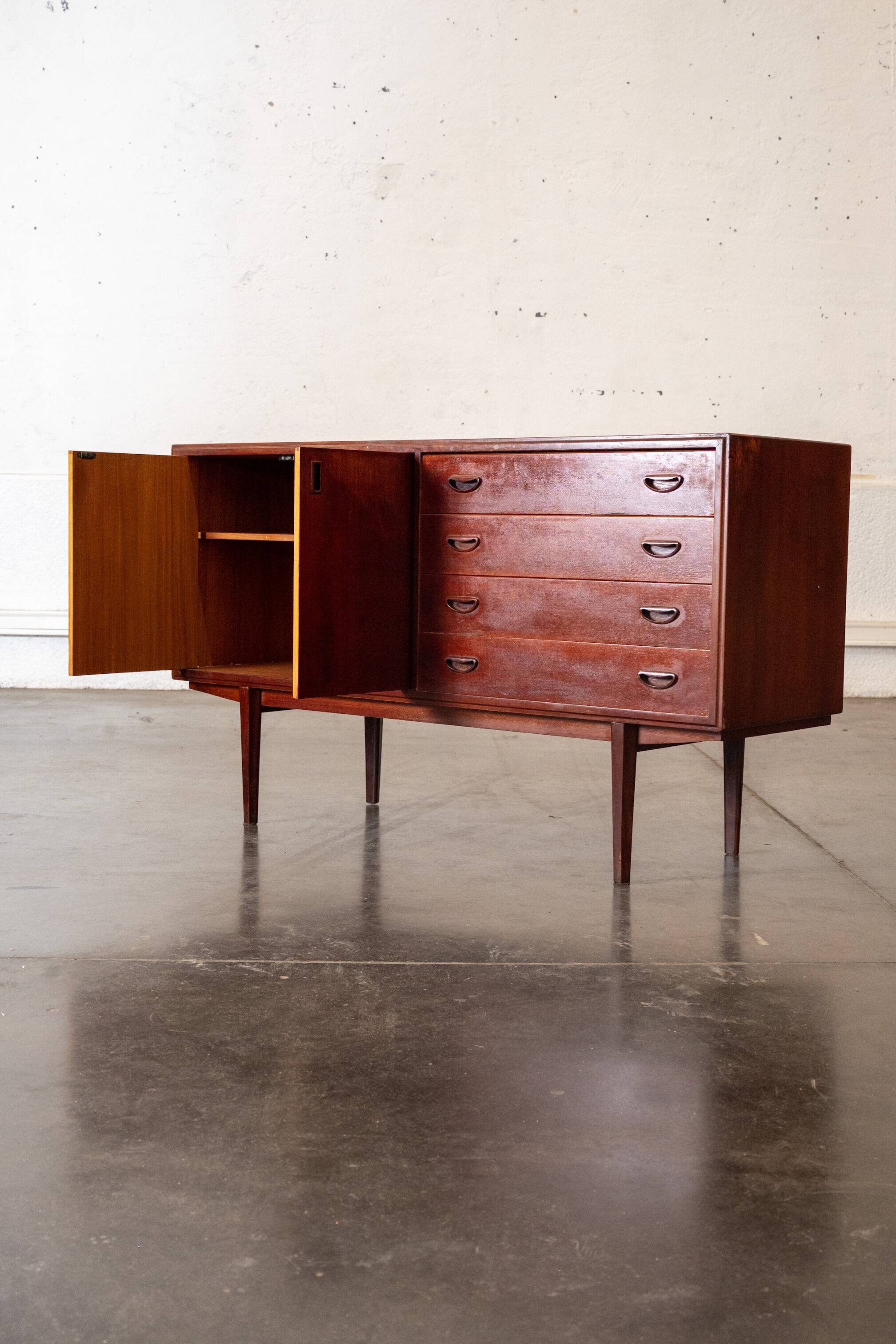 Small Italian sideboard