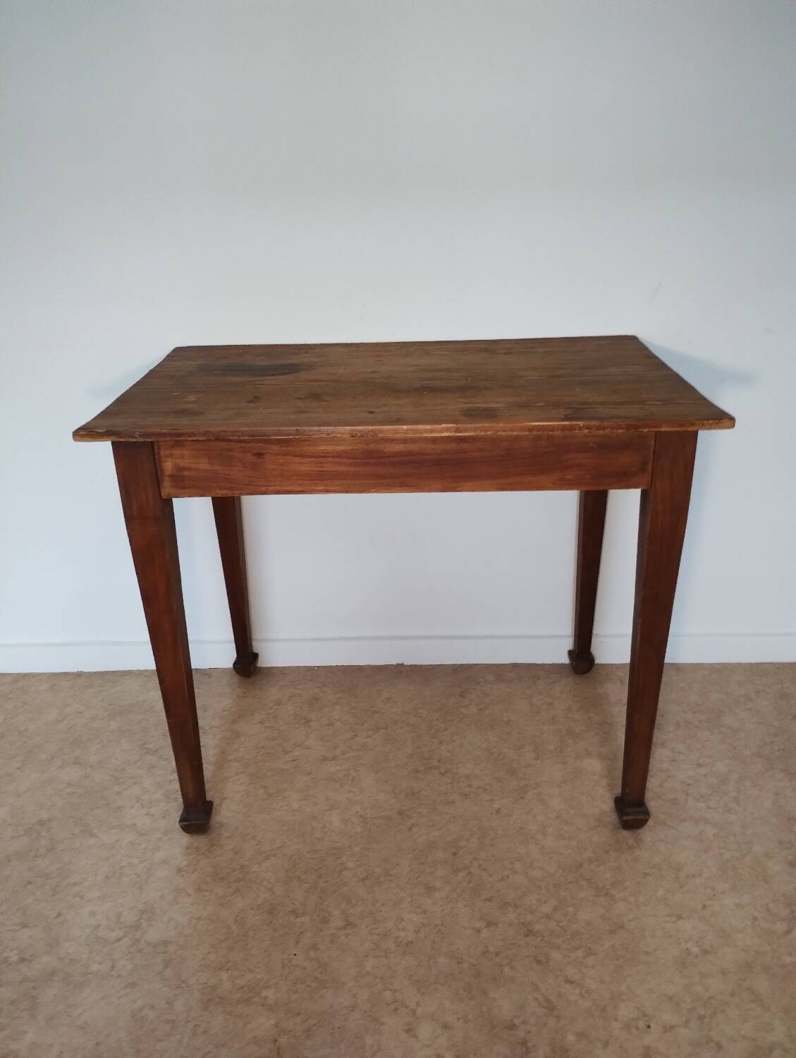 Bureau pieds fuseaux