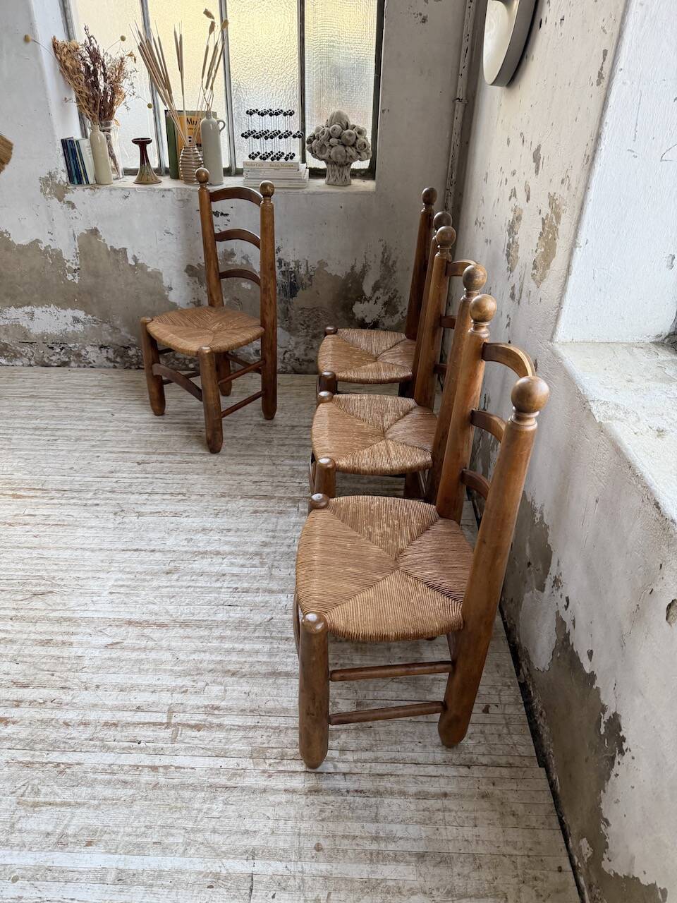 Set of 4 oak and straw chairs Dudouyt 1940