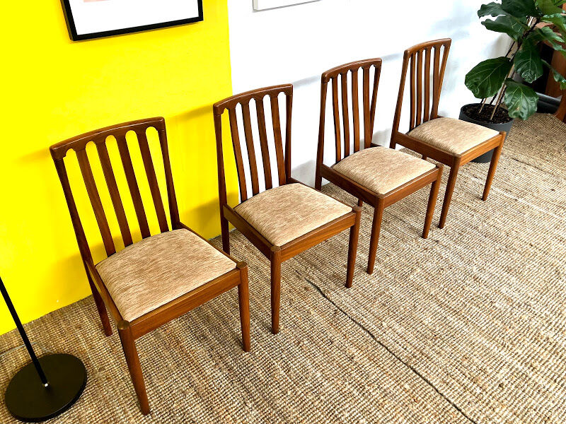 Scandinavian chairs 47 cm