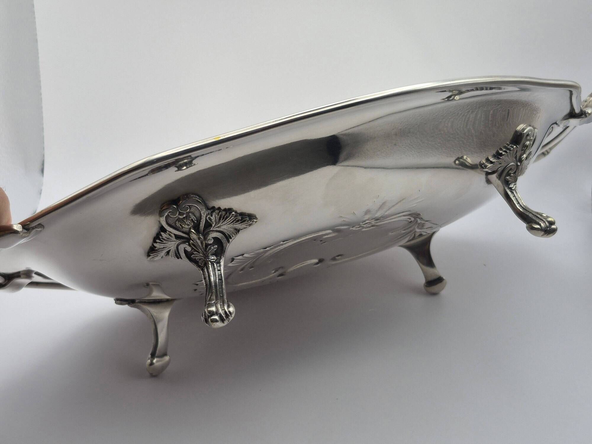 Large silver-plated metal basket Roux-Marquiand – Superb rococo decoration –