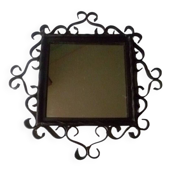 Miroir en fer forgé — Beyit