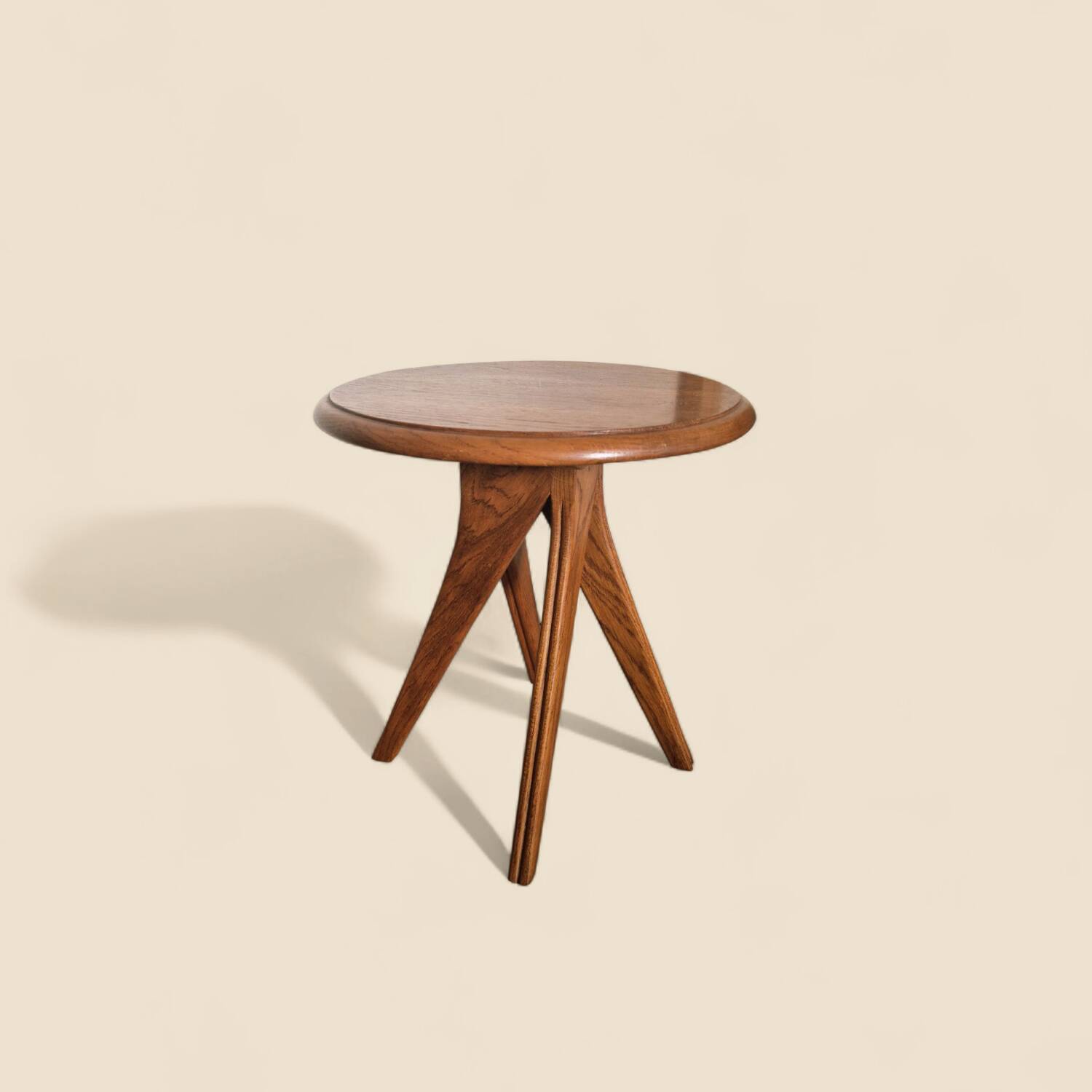 Solid oak side table – Scandinavian design from the 1950s
