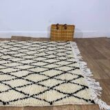 Handmade moroccan berber rug 210 x 130 cm