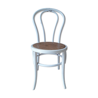 Bistro chair with cannage