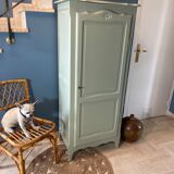 Wardrobe vintage bonnetière soft green 1970