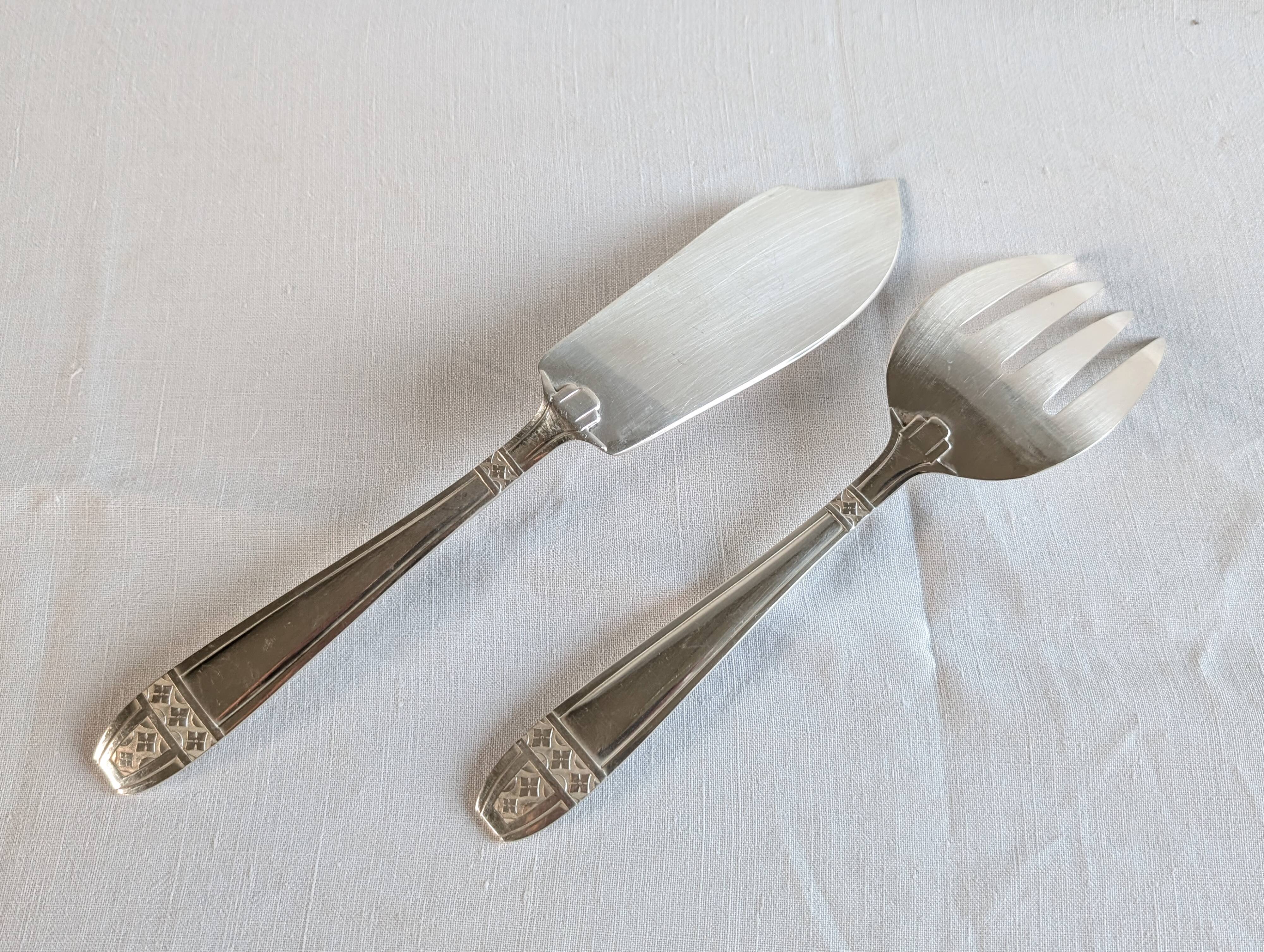 Art Deco silver-plated fish service