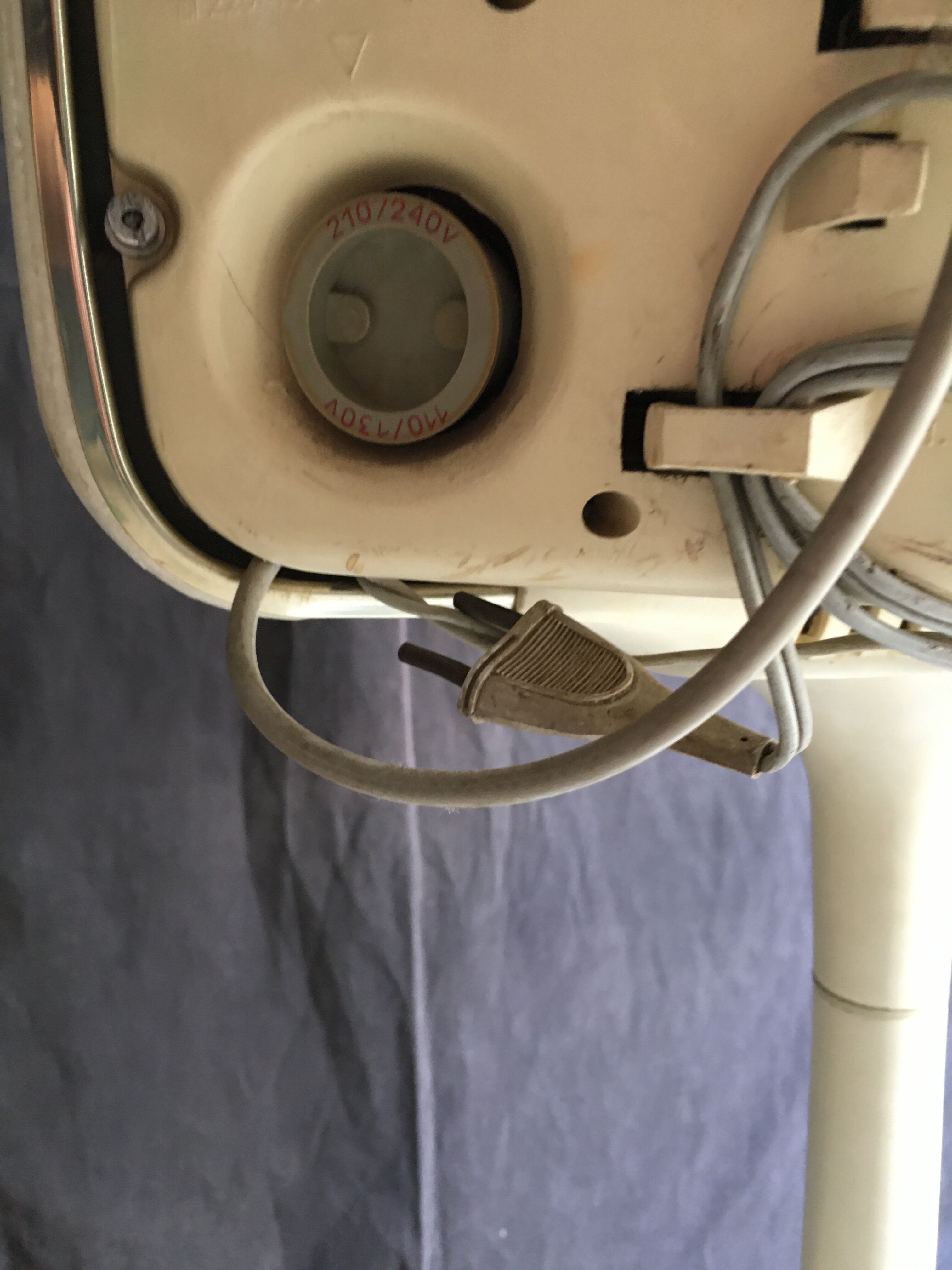 Television typical style "Space Age " 1970 Ribet-Desjardins, then Continental Edison label