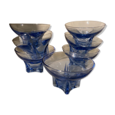 Coupes en verre bleu