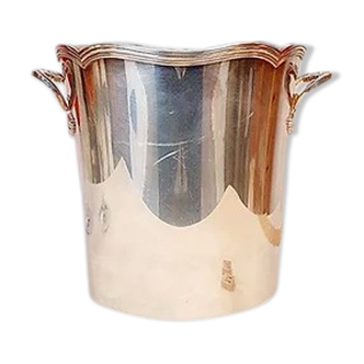 Bucket in Champagne
