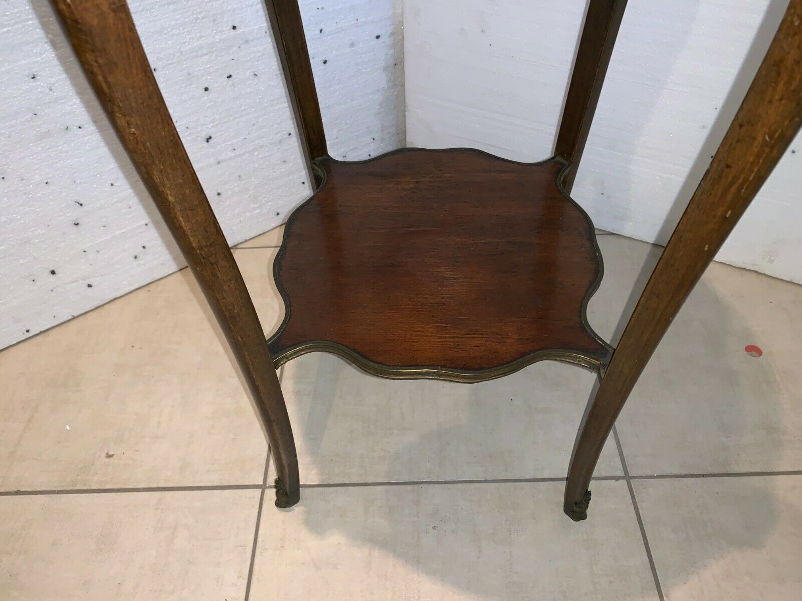 Napoleon III Mahogany and Marble Healing 20th Century Leg Tablet