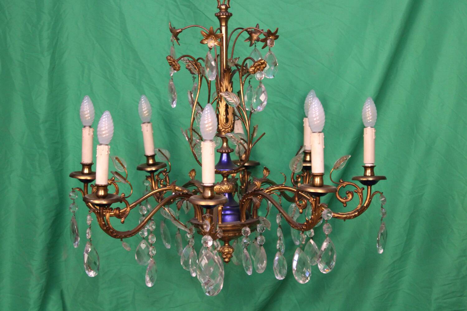 19th-century French gilt bronze chandelier featuring brass flowers and