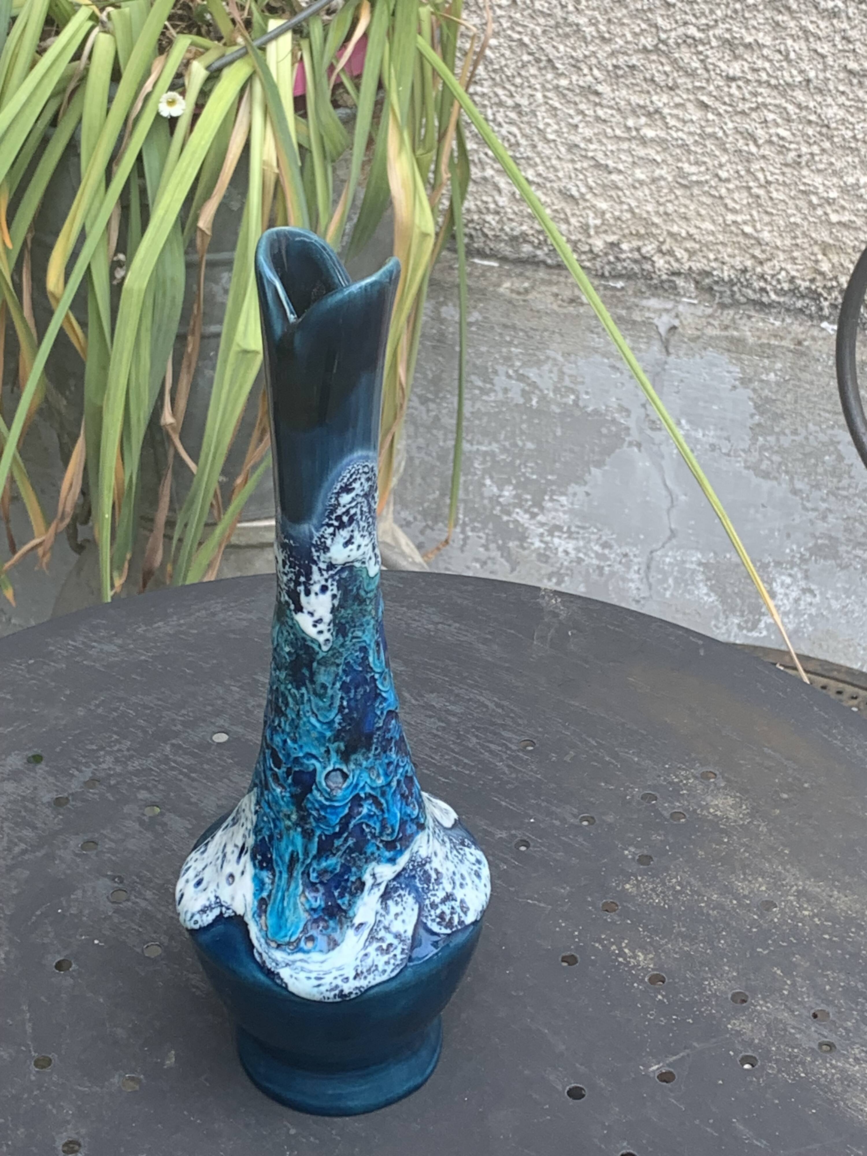 Vase, soliflore in wash-glazed ceramic, shades of blue, Vallauris style, vintage design