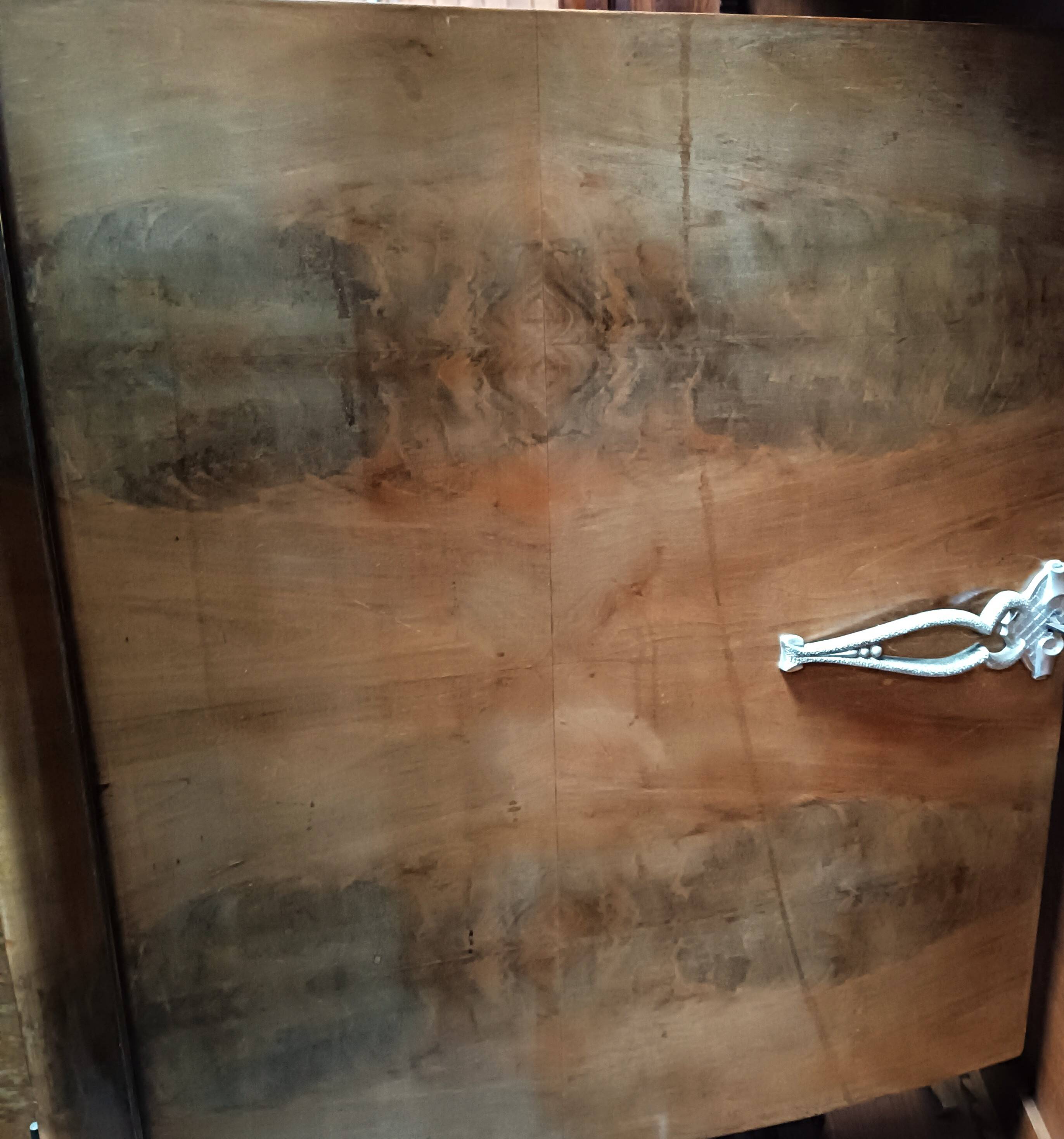 Art Deco sideboard in burr walnut