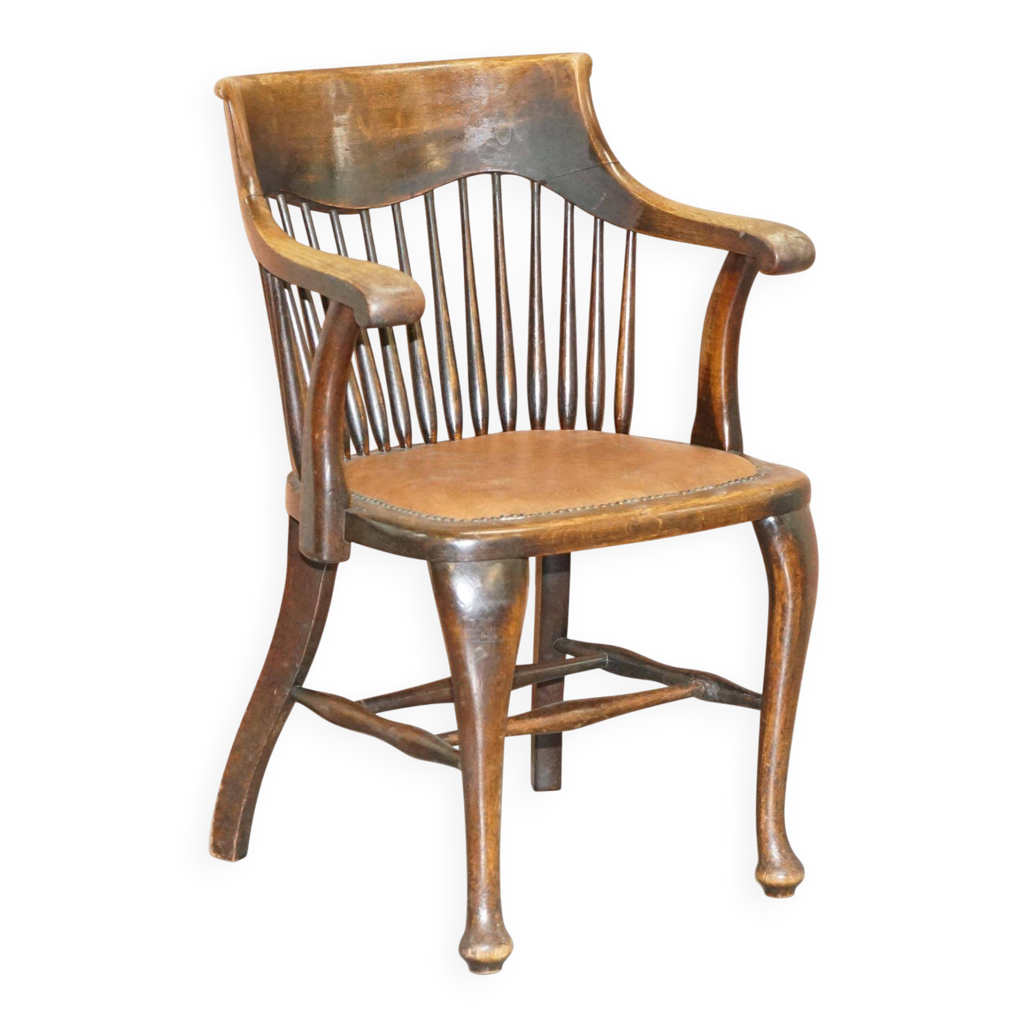 English captain's armchair Ralph Johnson in oak and leather.