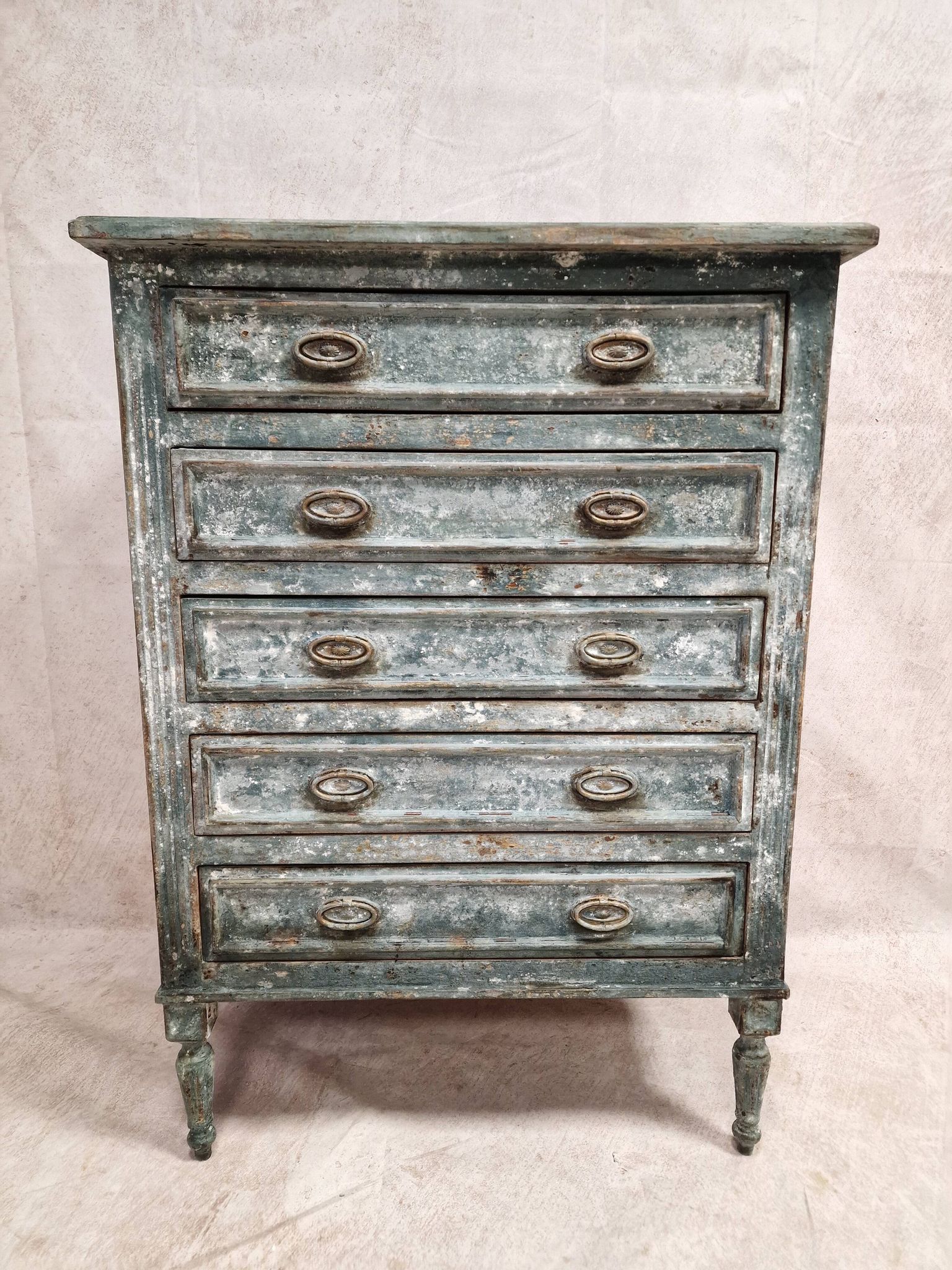 Small patinated chest of drawers