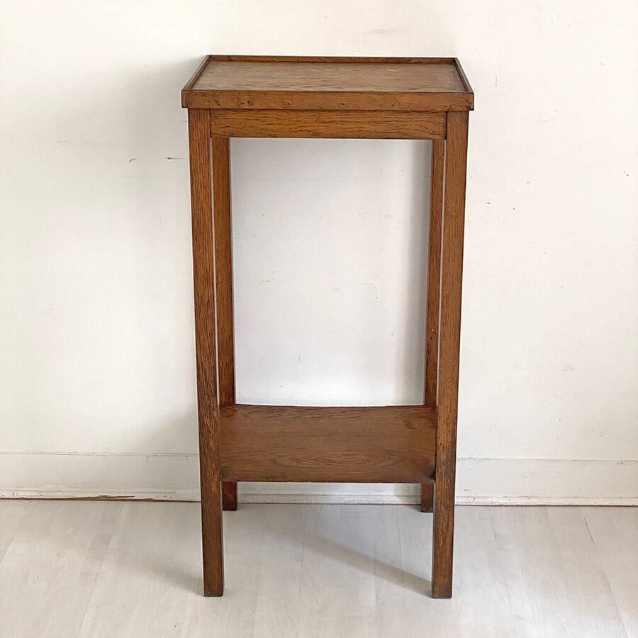 Vintage 50's side table or side table Solid wood Traces of use Accidents on the rear edge