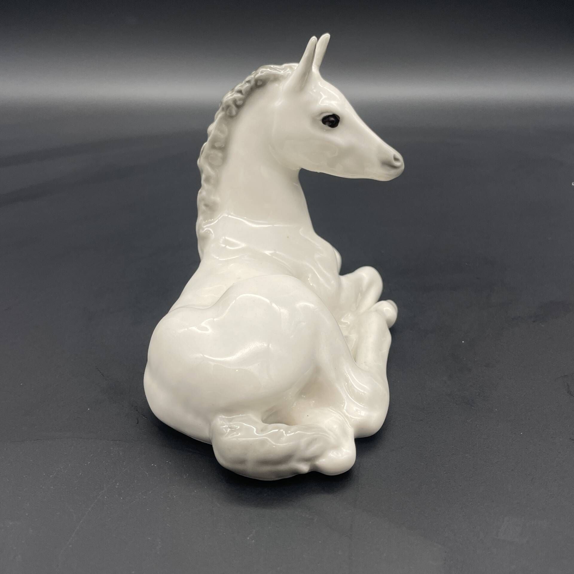 Porcelain foal lying down LFZ Lomonosov – Boris Vorobiev, USSR, wine