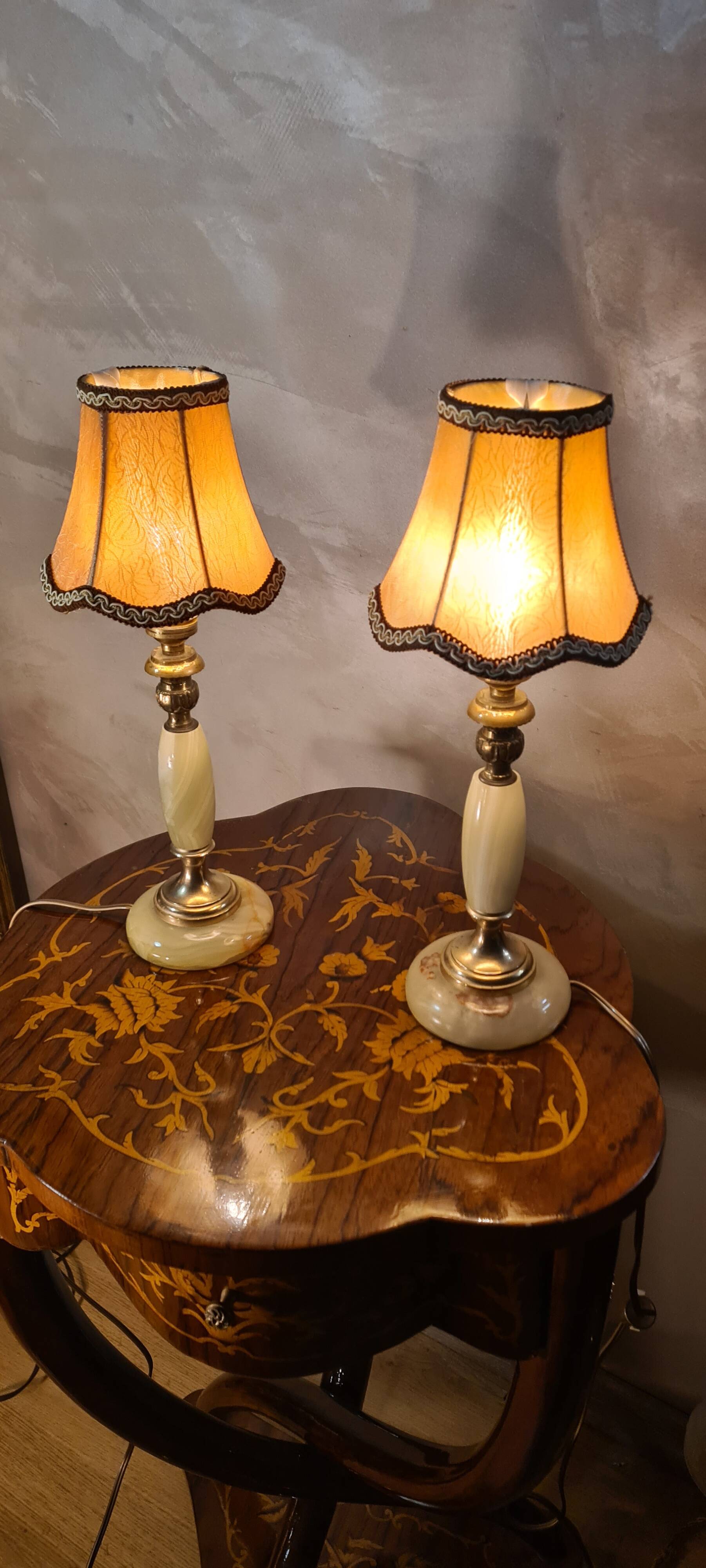 pair of green and brass onix lamps 1970, elec ok 35x14