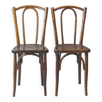 Two wooden chairs, Type 56 in the Thonet catalogue, circa 1920