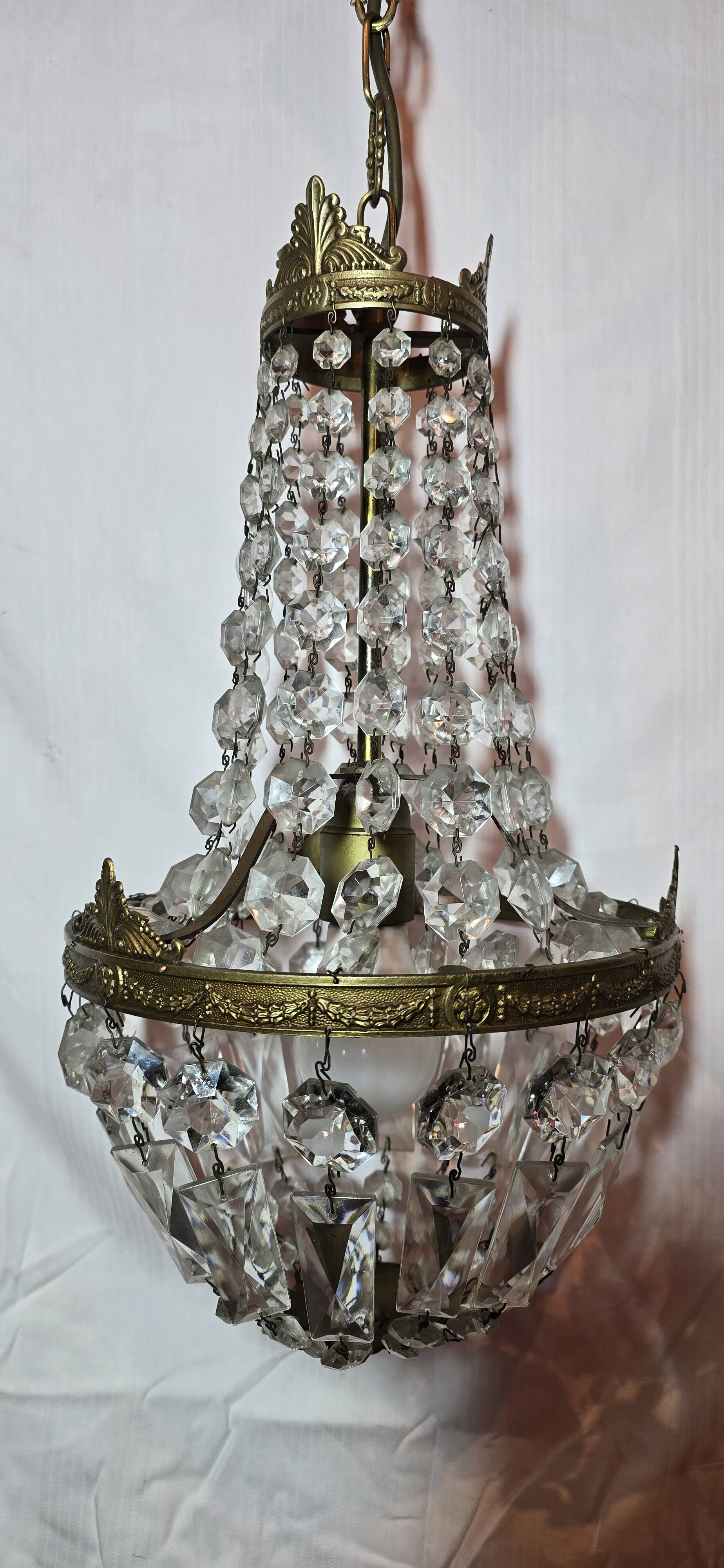 Petit lustre montgolfière à pampilles en cristal, style Napoléon III -