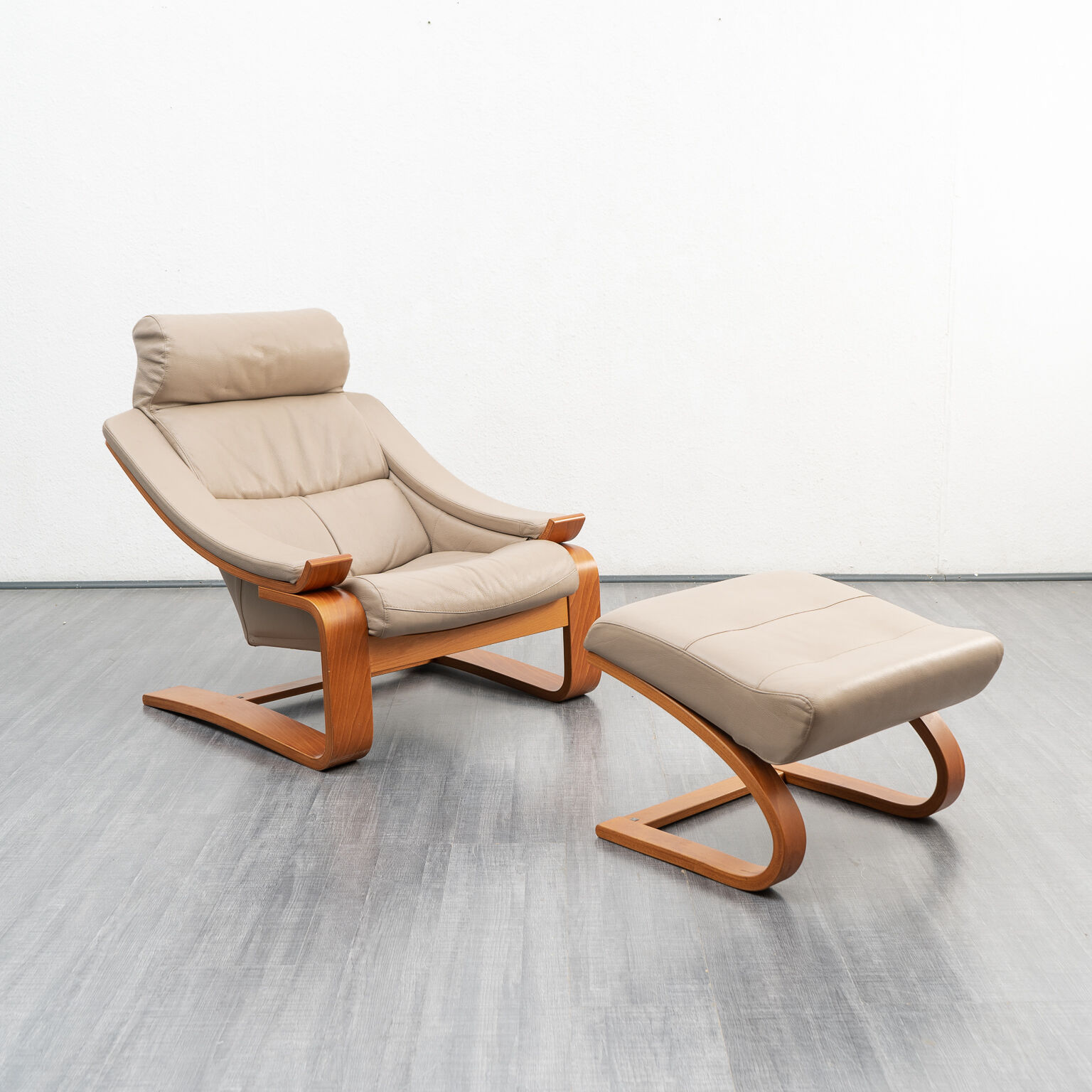 Lounge armchair with footrest, Scandinavian design, Kroken model, leather