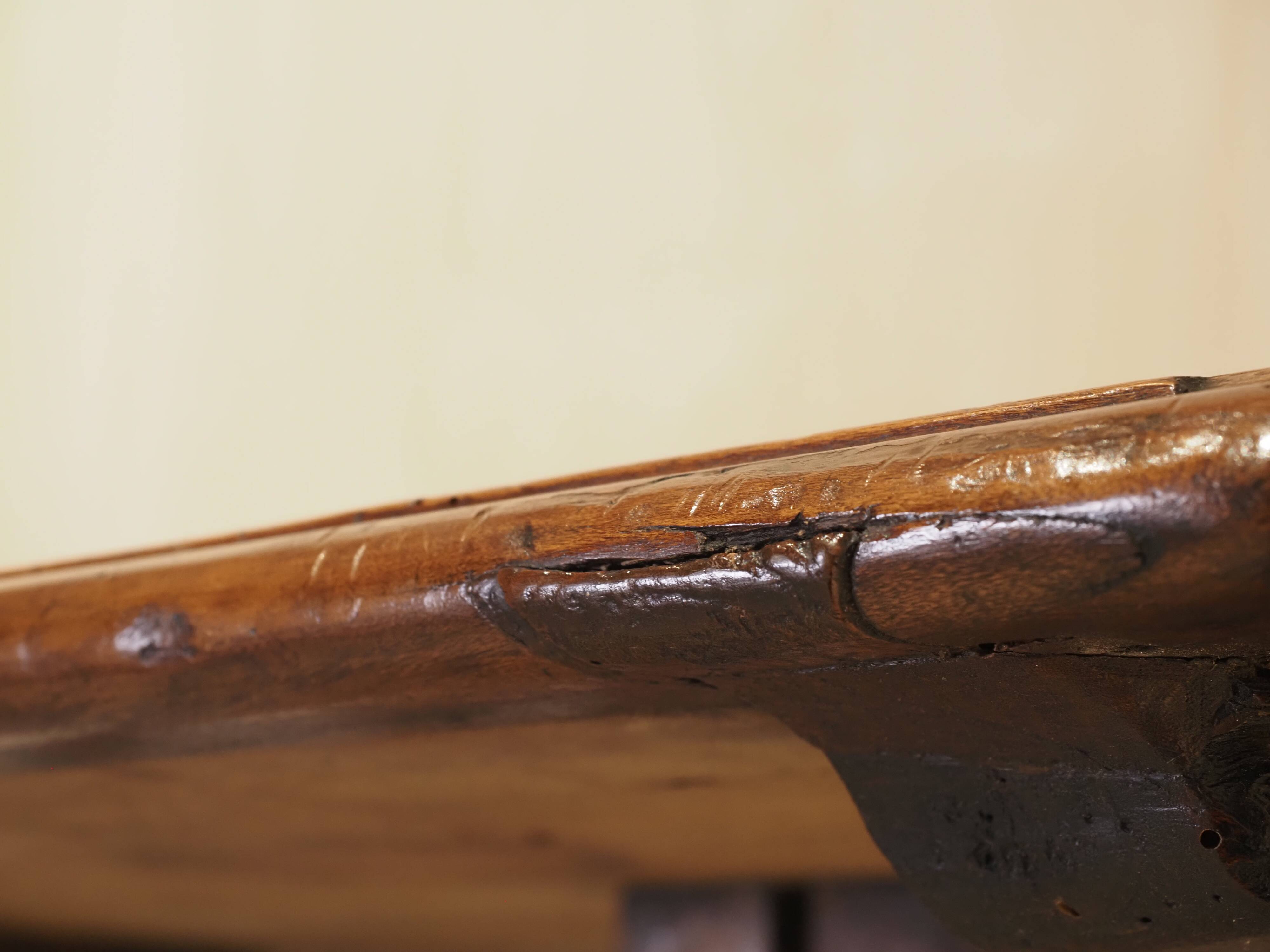 Pair of Italian consoles from the 18th century.