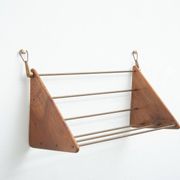 Étagère murale en noyer par Carl Auböck, années 1950