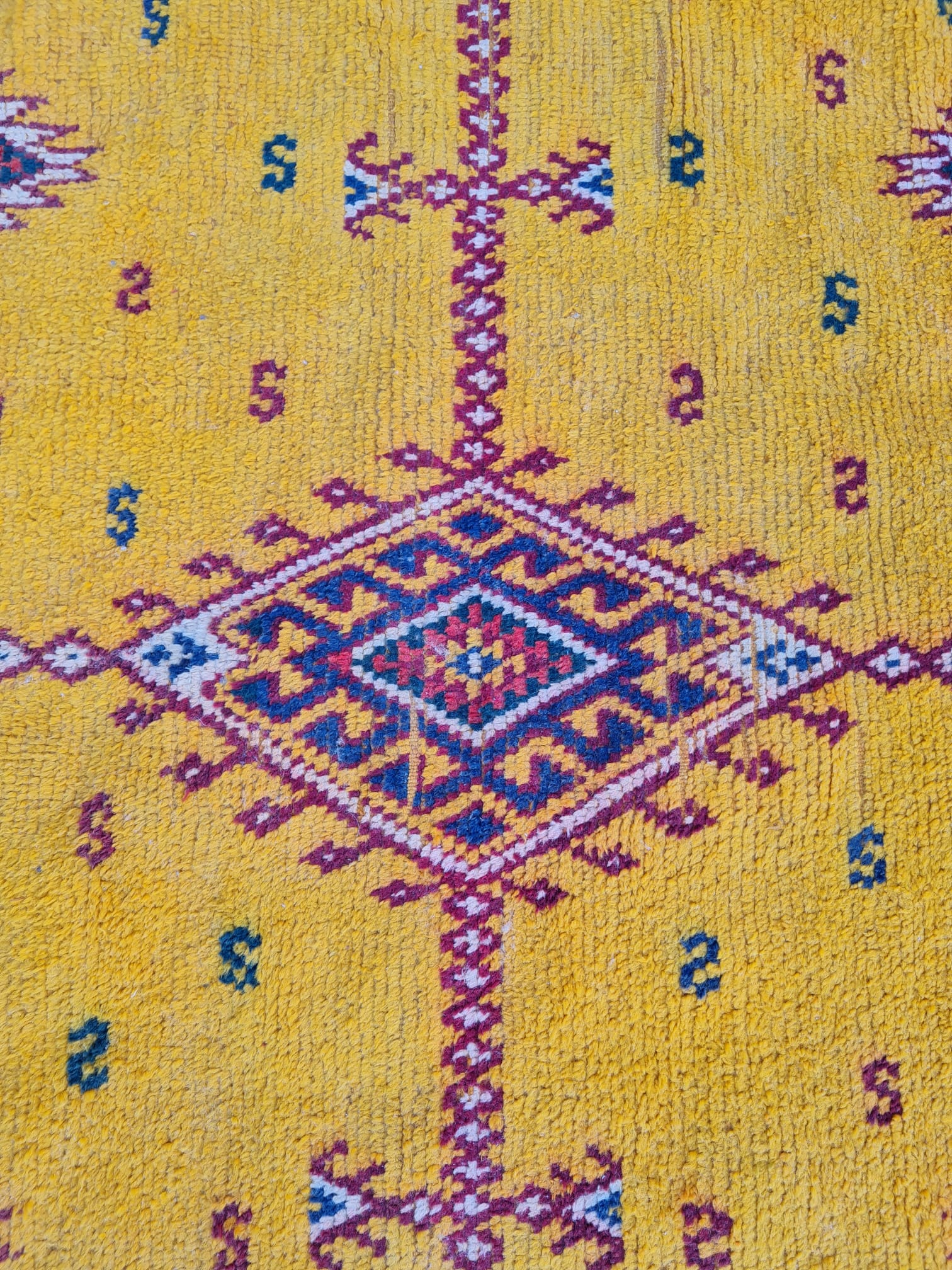 Handmade Berber carpet in wool 196 x 310cm