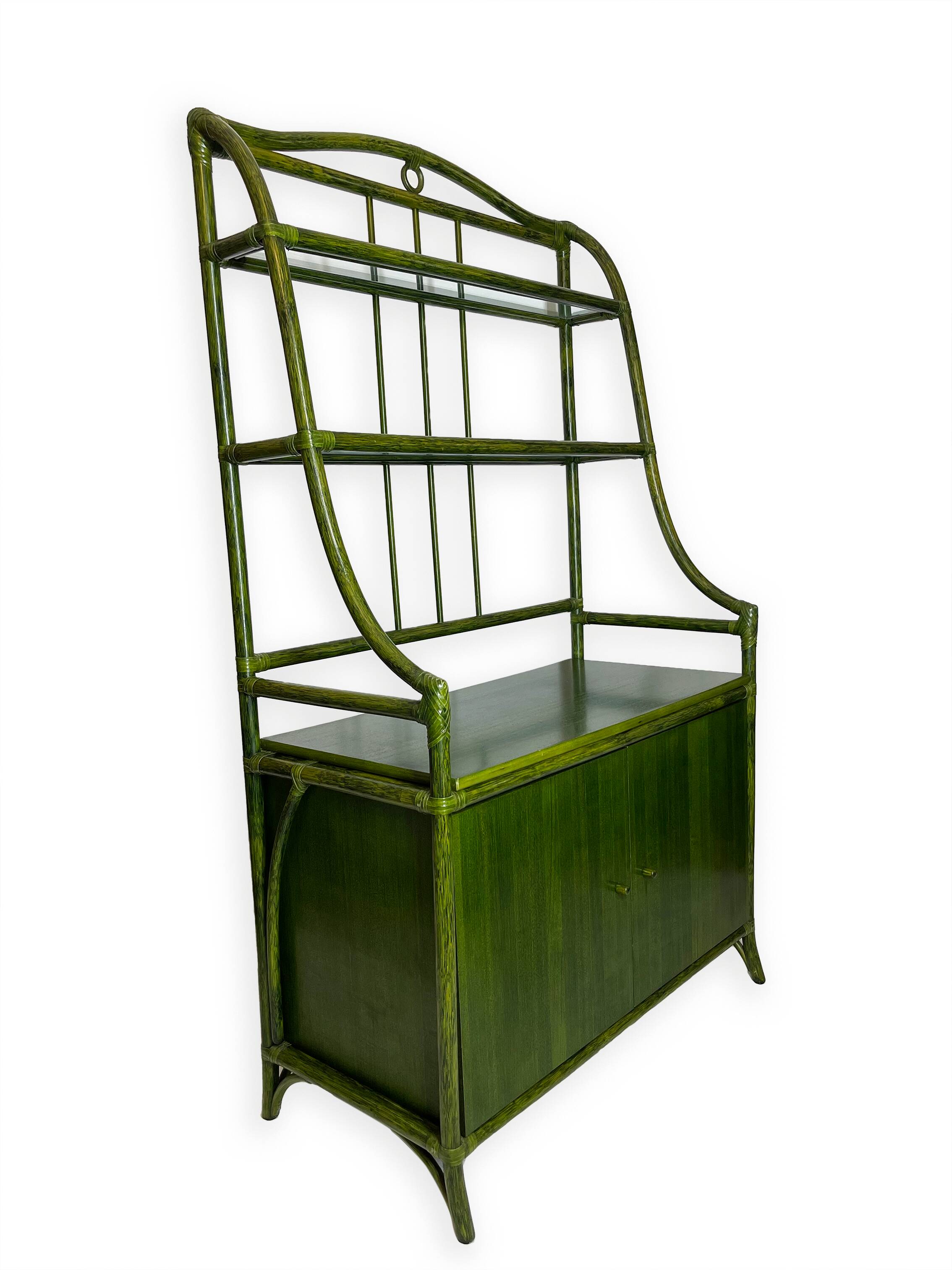 Buffet en rotin vert et hêtre, années 1970