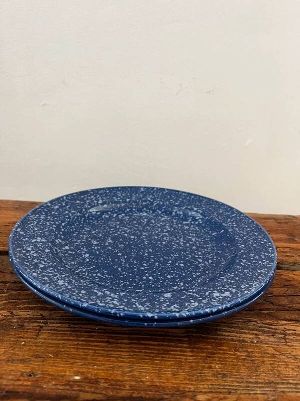 Set of 2 blue plates with white dots