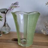 Vase en verre granité vert