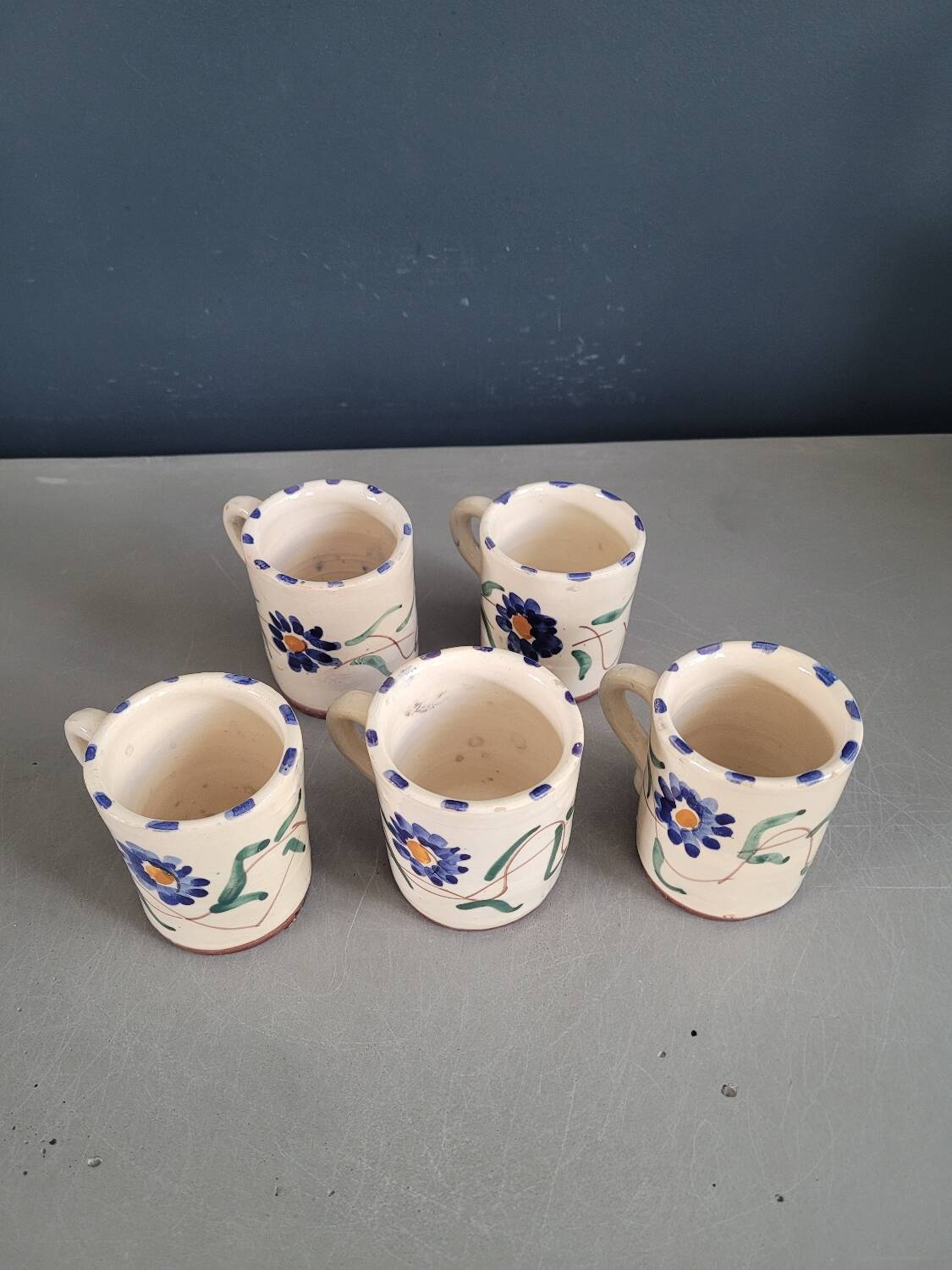 Set of 5 glazed ceramic coffee mugs