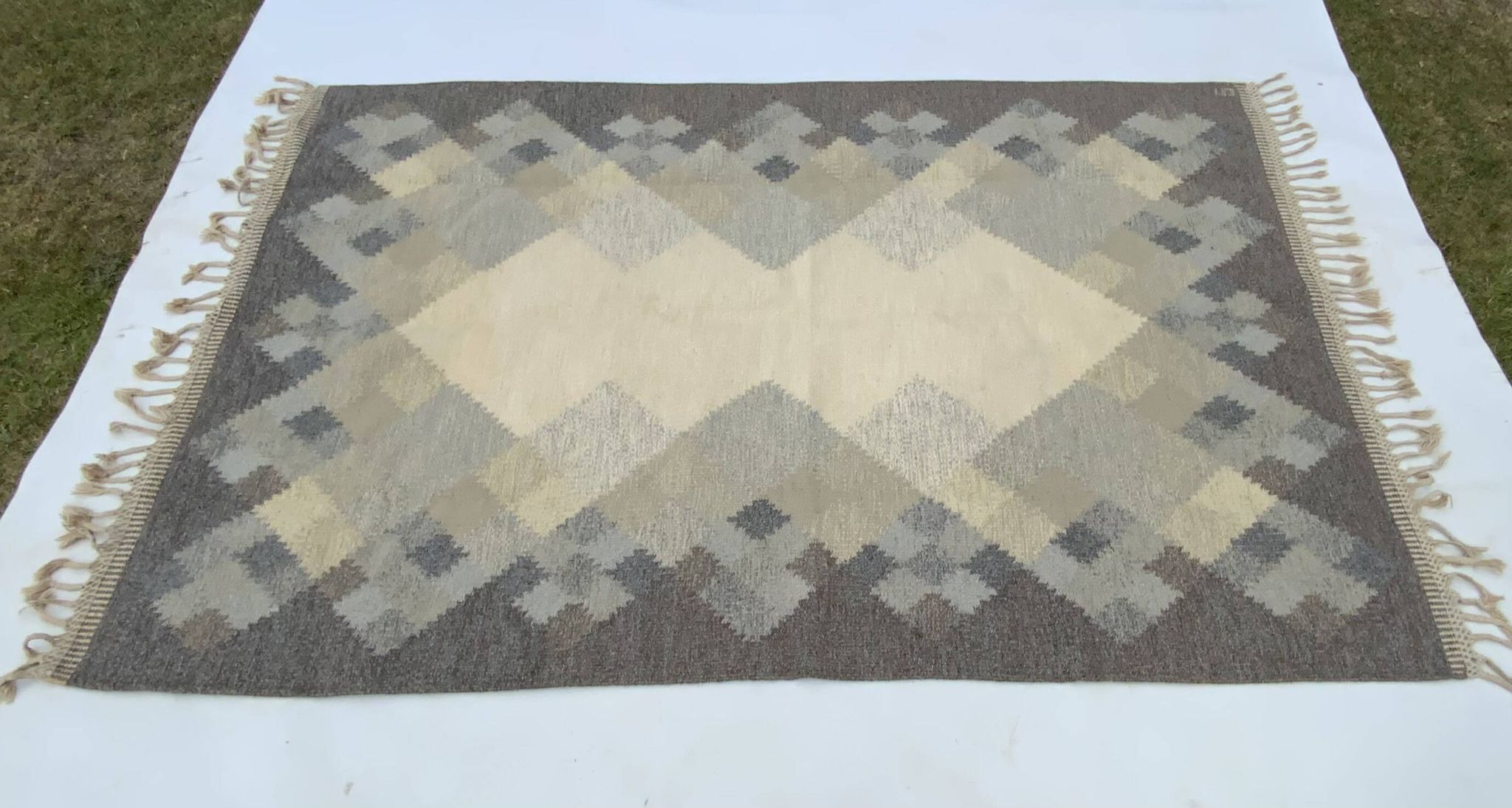 Mid-century swedish kilim röllakan rug by brita svefors for axeco 1960