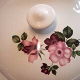 Very pretty soup tureen from Gien model "Chinon" in very good condition.