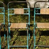 Chaises de jardin en fer forgé et rotin
