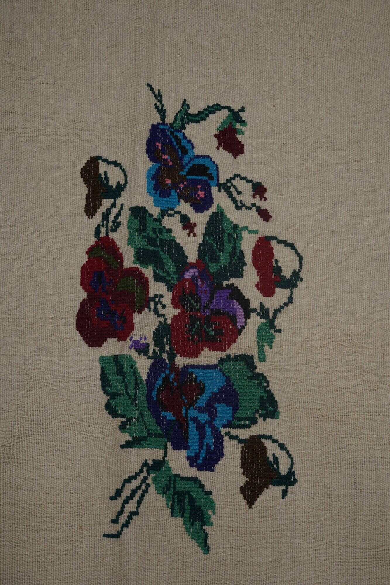 Vintage Turkish kilim handwoven 167x198 cm