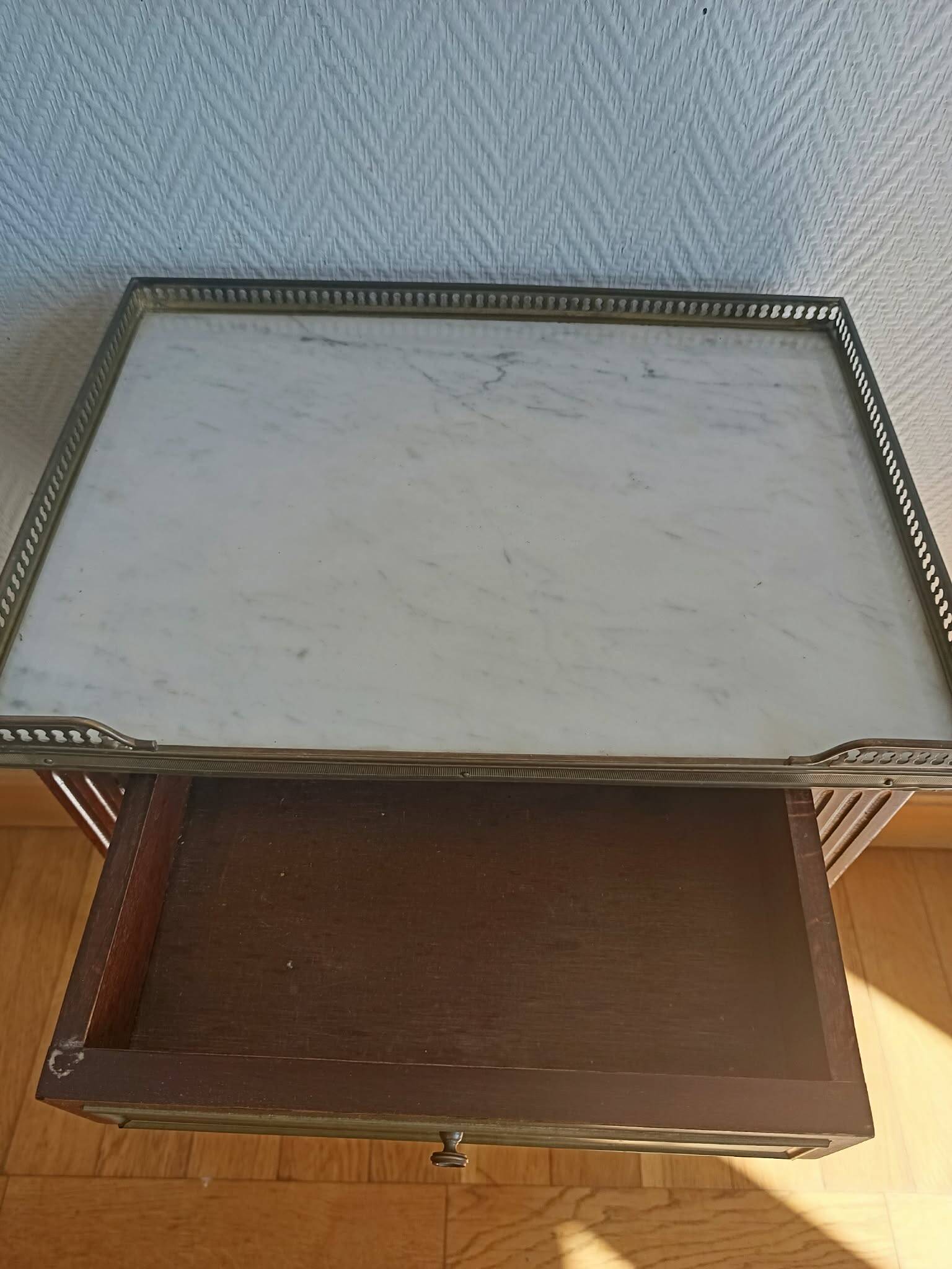 Tablet de chevet ou chiffonnière style Louis XVI