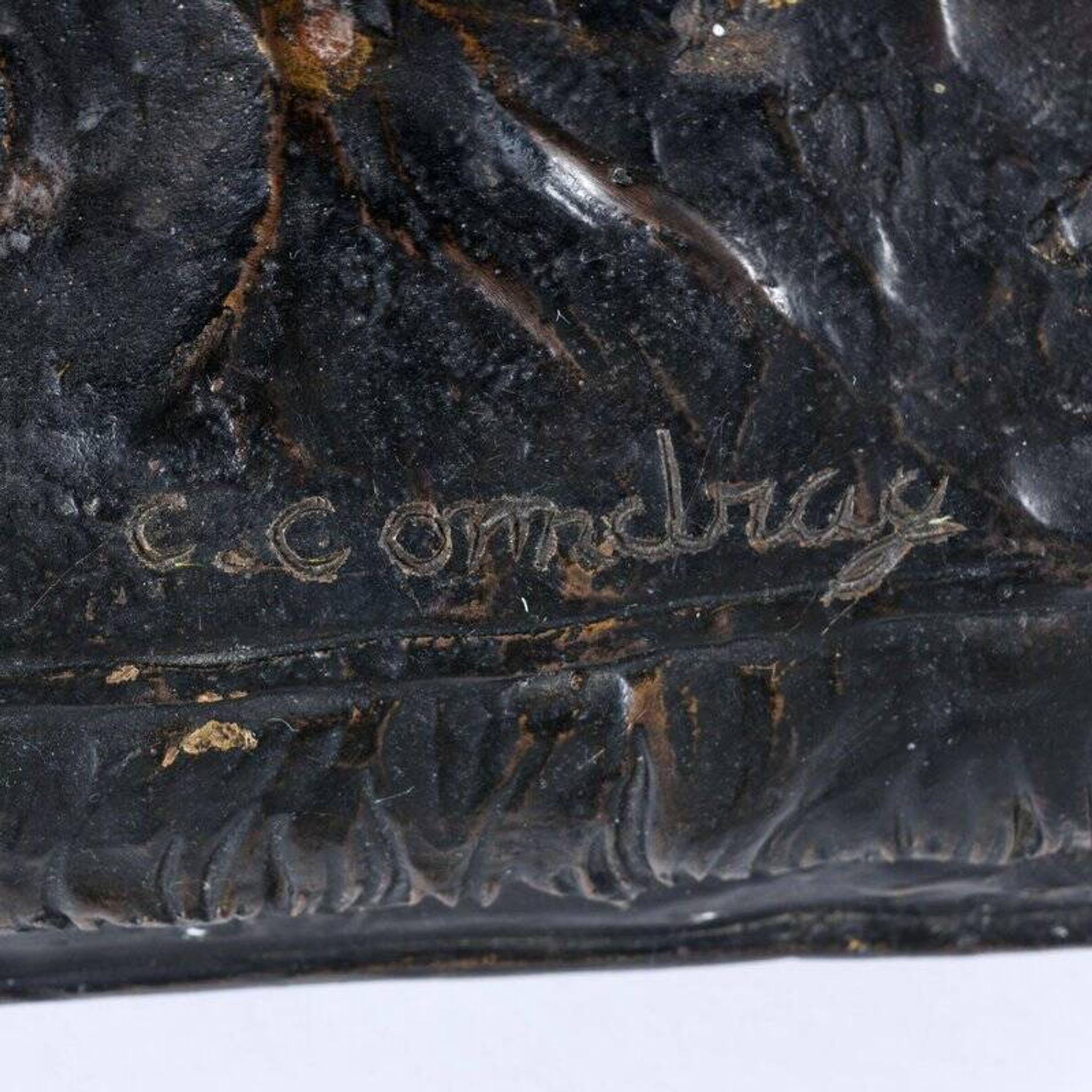 Table basse en bronze avec sculpture figurative et plateau en verre par C. Conndray