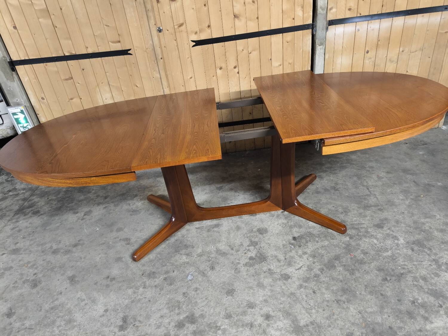 Vintage Baumann oval table