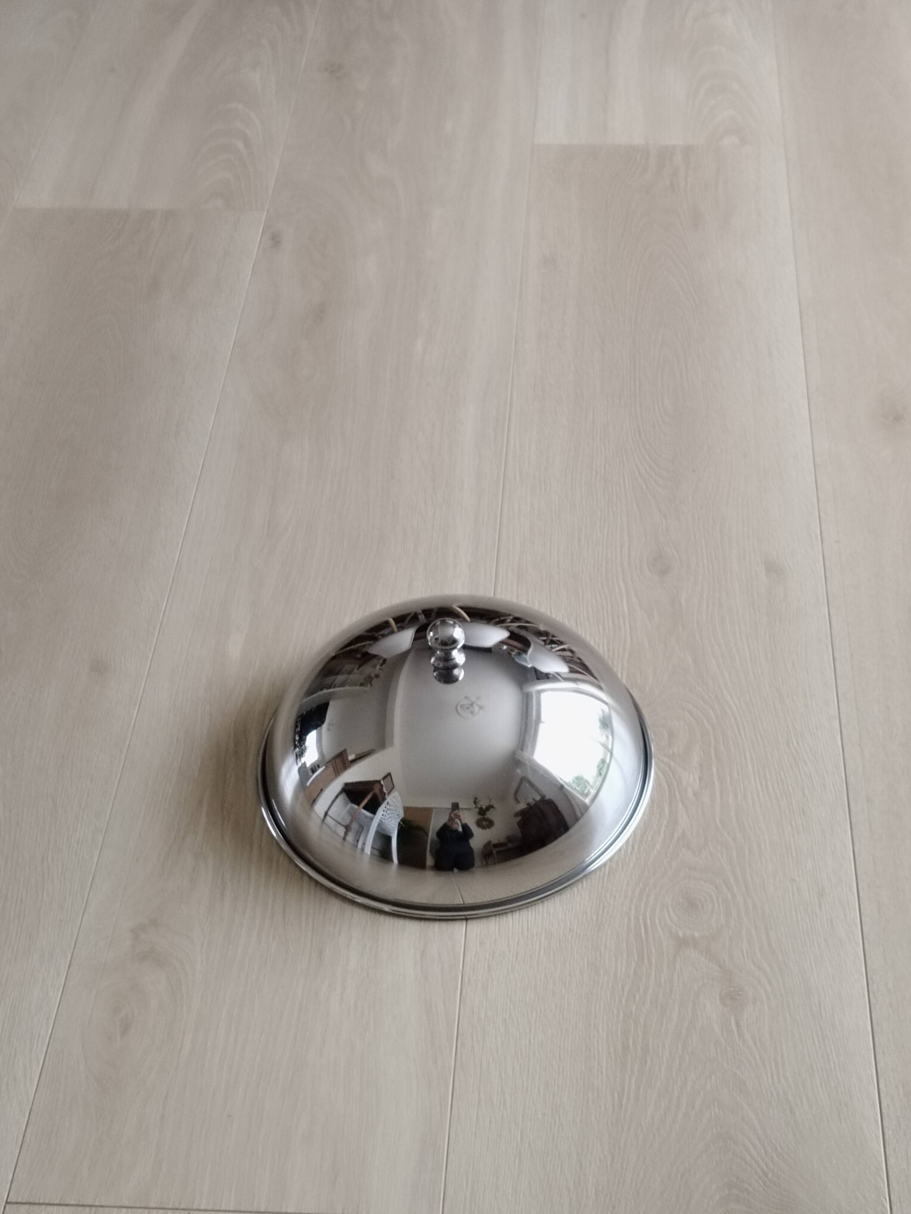 Lot de 5 cloches pour assiettes en métal inox  , cloche à fromage , à dessert